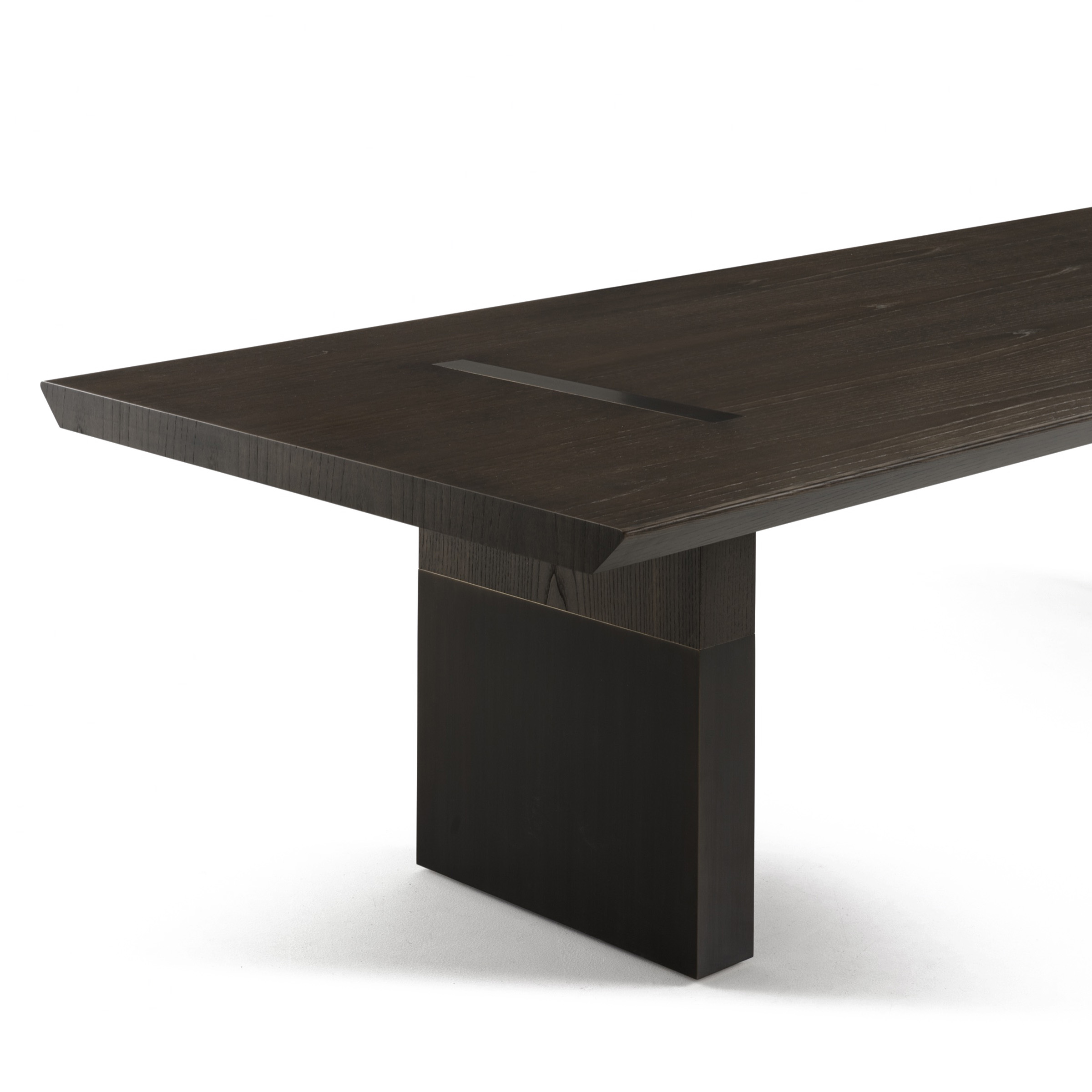Seamless Dining Table | HOLLY HUNT