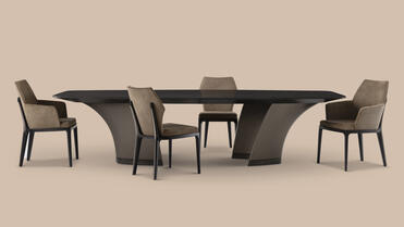 HOLLY HUNT Furniture